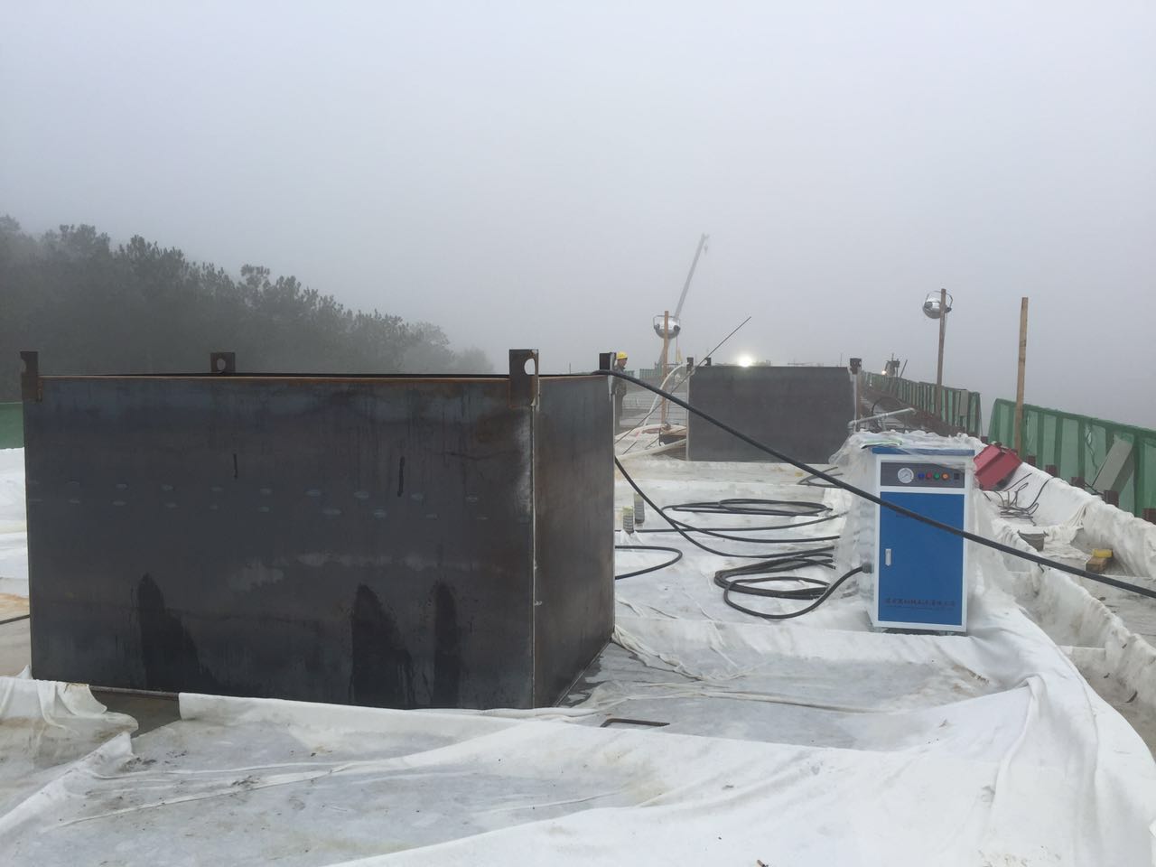 溫度是混凝土養(yǎng)護的關(guān)鍵因素使用電熱蒸汽發(fā)生器控制溫度養(yǎng)護混凝土